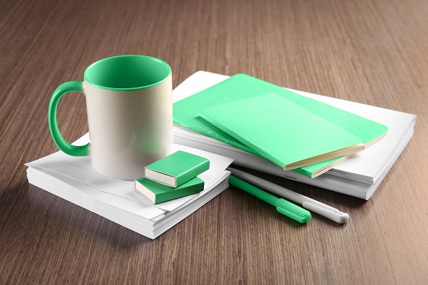 Serie di gadget promozionali da personalizzare.